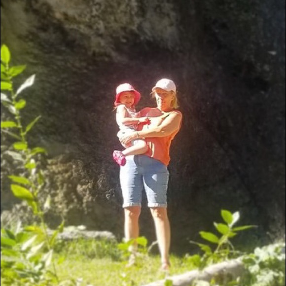 Meet your Posher, Tammy - Picture 1 of 1